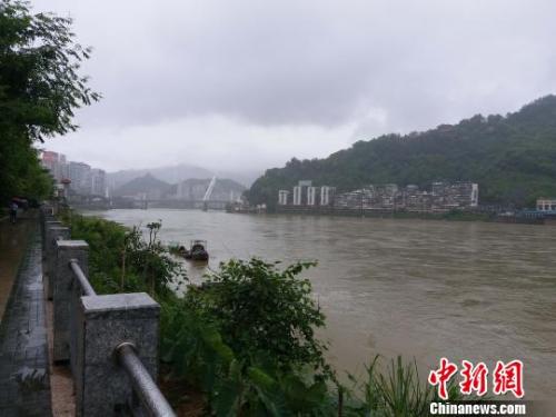 6月2日，南平延平区闽江水面。　张丽君 摄